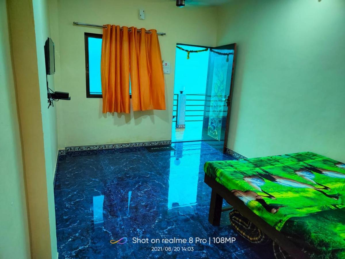 Shree Vighnaharta Cottage アリバグ エクステリア 写真
