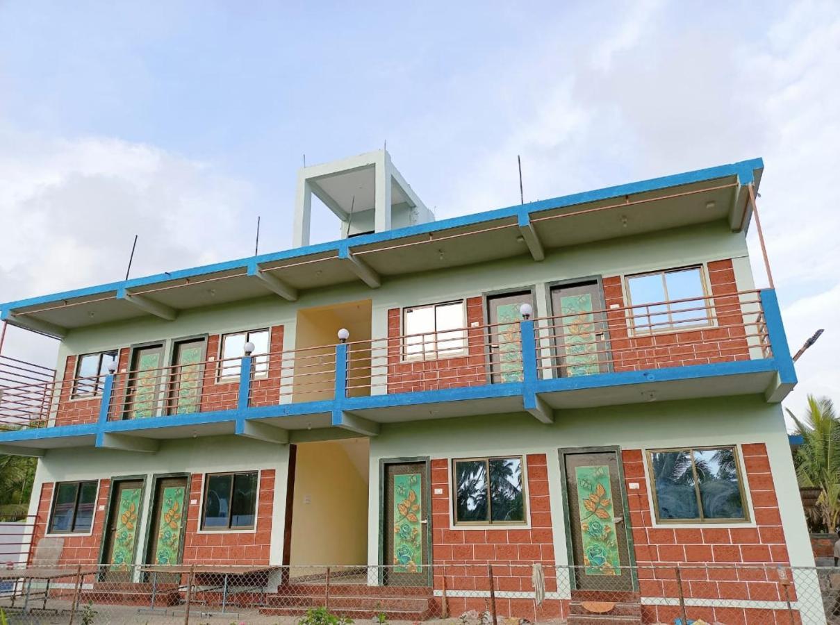 Shree Vighnaharta Cottage アリバグ エクステリア 写真
