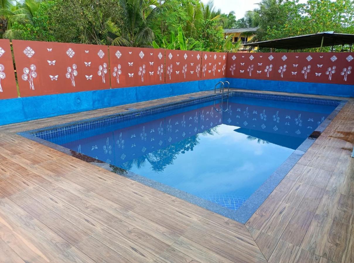 Shree Vighnaharta Cottage アリバグ エクステリア 写真